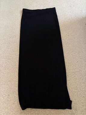 Black Women's Maxi Skirt - Classic Straight Silhouette